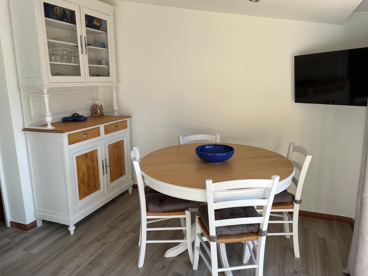 Bord De La Faviere Apartment